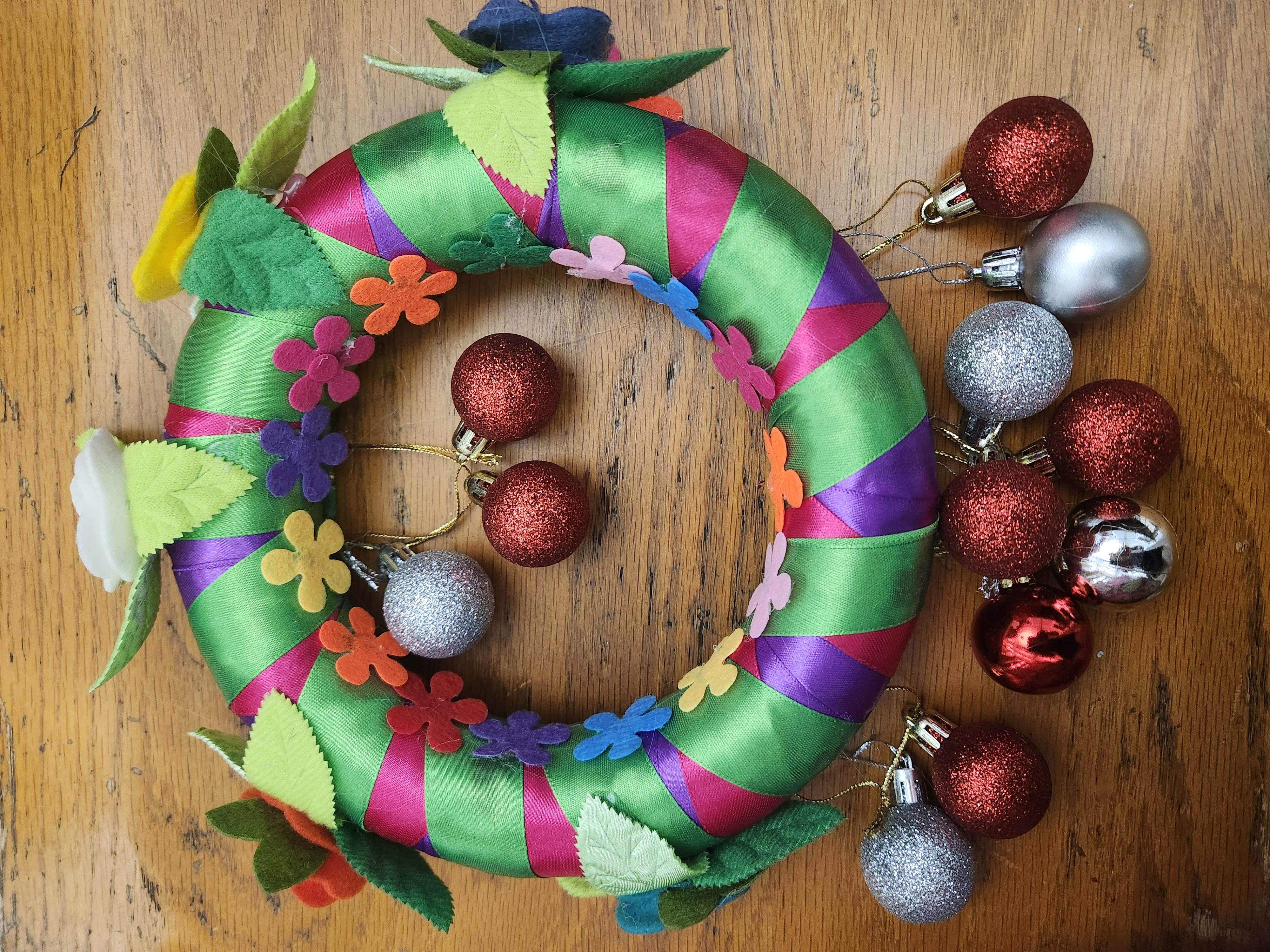 Wreath%20decoration%201